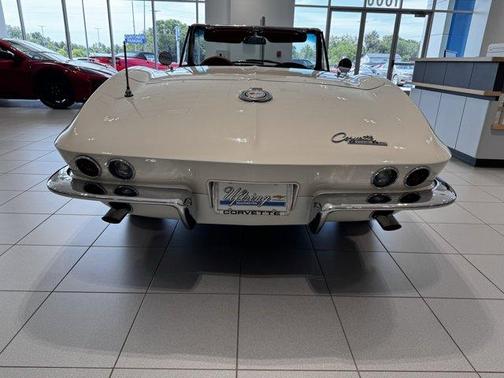 1965 Chevrolet Corvette 
