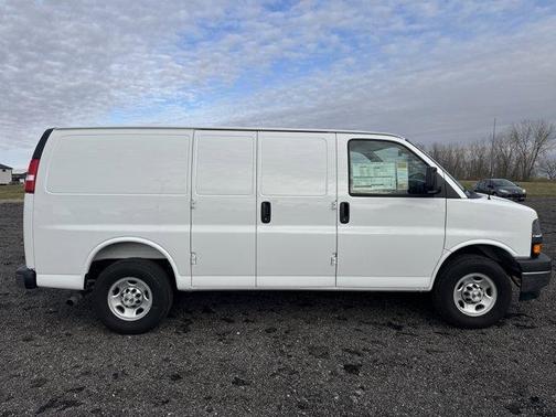 2025 Chevrolet Express 2500 Work Van