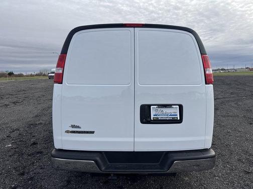 2025 Chevrolet Express 2500 Work Van