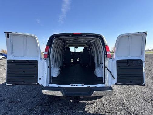2025 Chevrolet Express 2500 Work Van