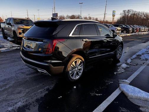 2025 Cadillac XT5 Premium Luxury