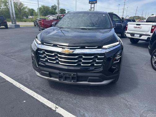 Mosaic Black Metallic 2025 Chevrolet Equinox LT