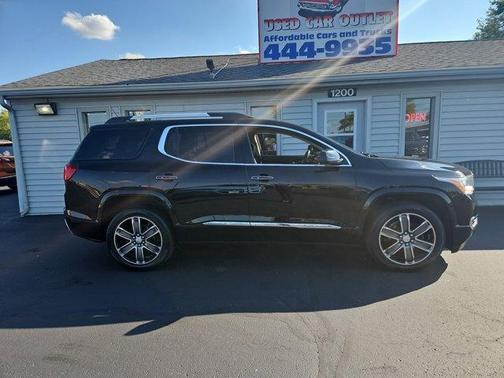 2017 GMC Acadia Denali