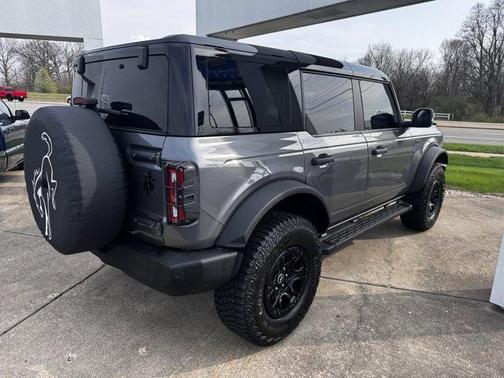 Carbonized Gray Metallic 2024 Ford Bronco Wildtrak