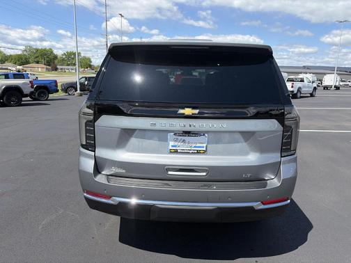 Sterling Gray Metallic 2026 Chevrolet Suburban LT