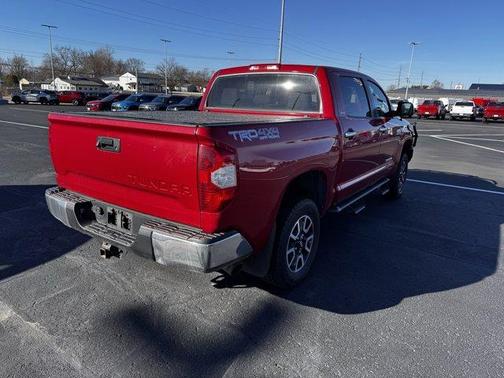 2018 Toyota Tundra SR5