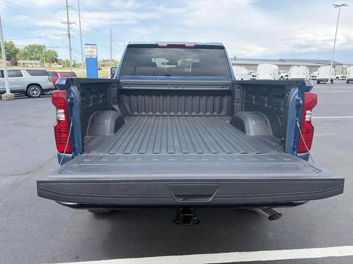 Lakeshore Blue Metallic 2026 Chevrolet Silverado 2500 Custom