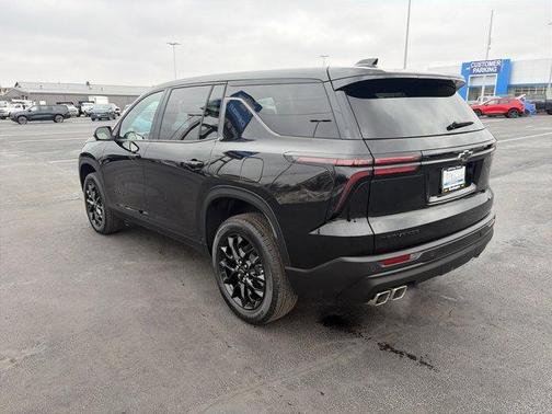2024 Chevrolet Traverse LS