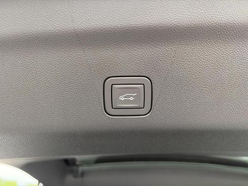 Polar White 2026 Chevrolet Tahoe Premier