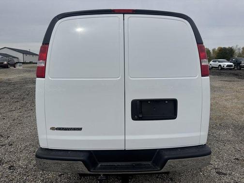 2025 Chevrolet Express 2500 Work Van