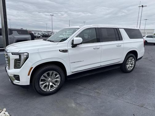 Summit White 2025 GMC Yukon XL Denali