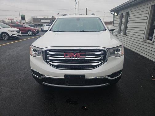 2017 GMC Acadia SLT-1