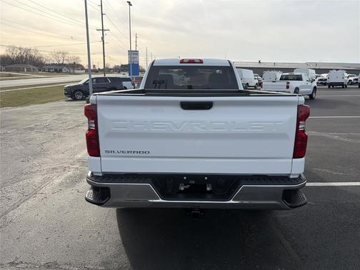 Summit White 2026 Chevrolet Silverado 1500 WT