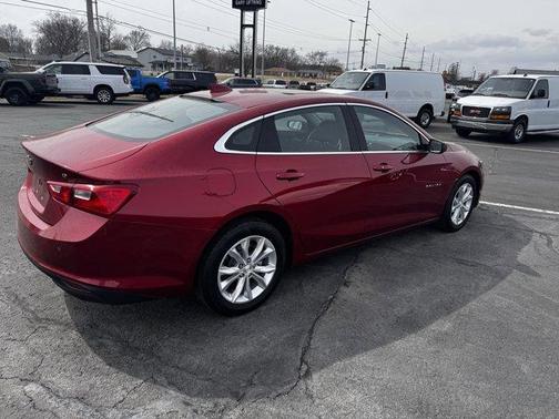 2024 Chevrolet Malibu LT