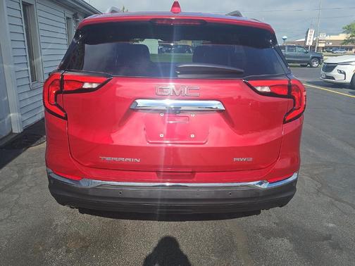 Red Quartz Tintcoat 2019 GMC Terrain SLT