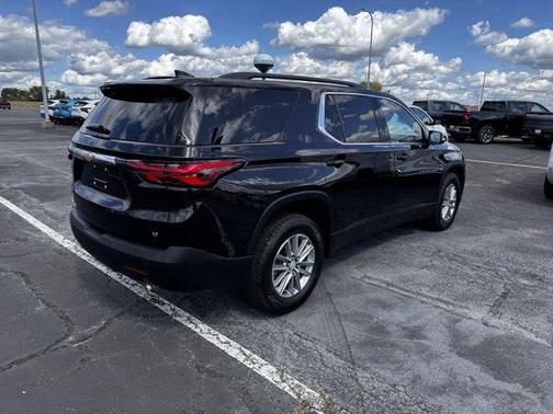 2022 Chevrolet Traverse LT Leather