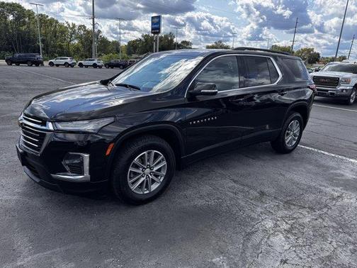2022 Chevrolet Traverse LT Leather