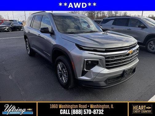 2025 Chevrolet Traverse LT