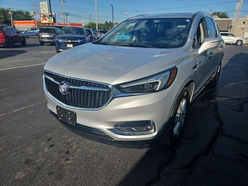 2020 Buick Enclave Essence
