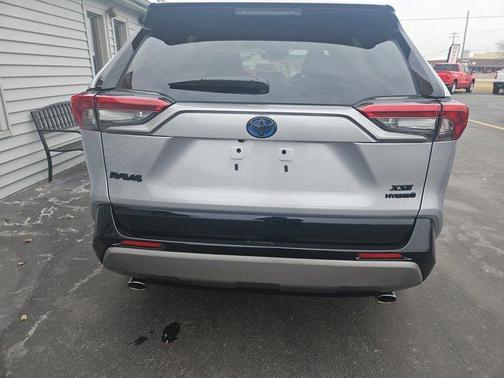 2022 Toyota RAV4 Hybrid XSE