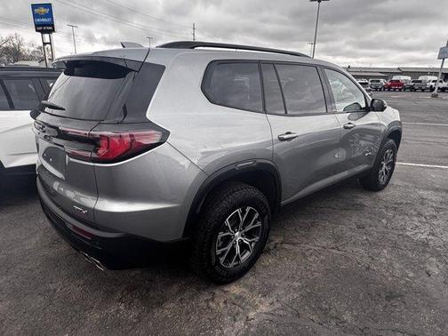 2024 GMC Acadia AT4