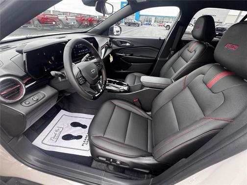 White Sand 2026 Chevrolet Trax 2RS