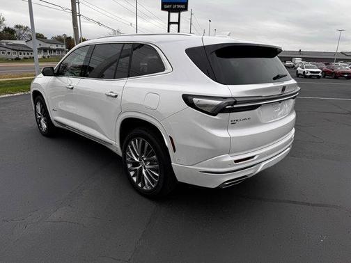 2025 Buick Enclave Avenir