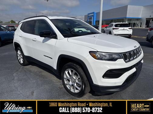 Bright White Clearcoat 2023 Jeep Compass Latitude Lux