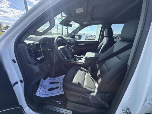 Summit White 2026 Chevrolet Silverado 1500 LT Trail Boss