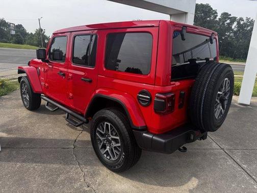 2024 Jeep Wrangler Sahara