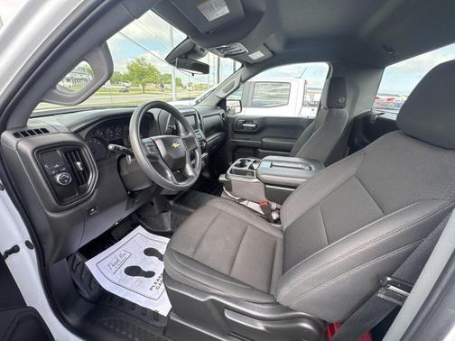 Summit White 2024 Chevrolet Silverado 1500 WT