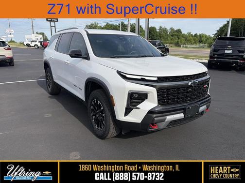 Iridescent Pearl Tricoat 2024 Chevrolet Traverse Z71