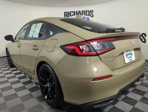 2025 Honda Civic Hybrid 