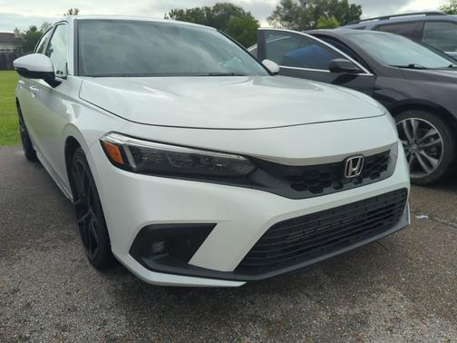 Platinum White Pearl 2024 Honda Civic
