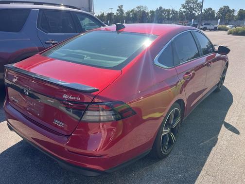 2024 Honda Accord Hybrid 