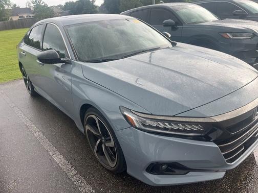 Sonic Gray Pearl 2022 Honda Accord