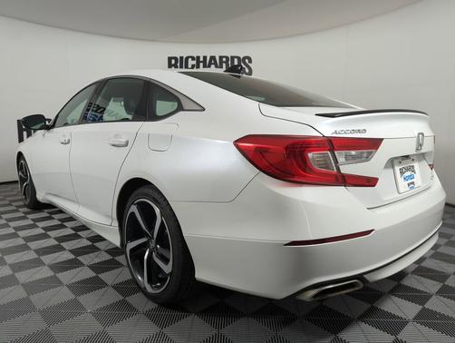 2022 Honda Accord 