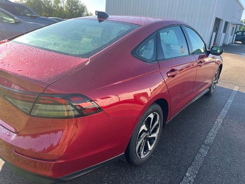 Radiant Red Metallic 2025 Honda Accord