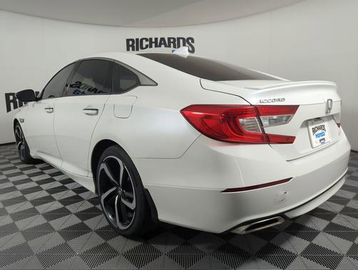 2020 Honda Accord 