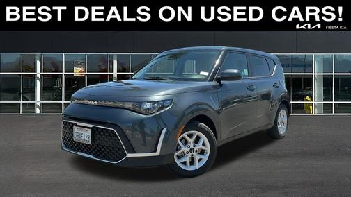 Gray 2025 Kia Soul LX