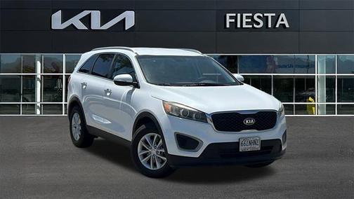 2016 Kia Sorento LX
