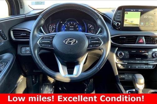 Photo 4 of 29 of 2019 Hyundai Santa Fe Ultimate 2.0T