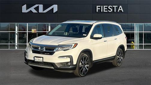 2022 Honda Pilot Touring 8-Passenger
