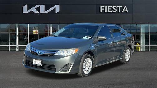 2013 Toyota Camry Hybrid 