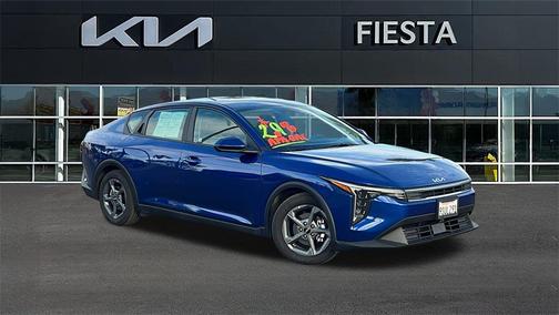 2025 Kia K4 LXS