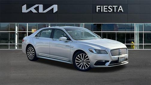 2017 Lincoln Continental Select