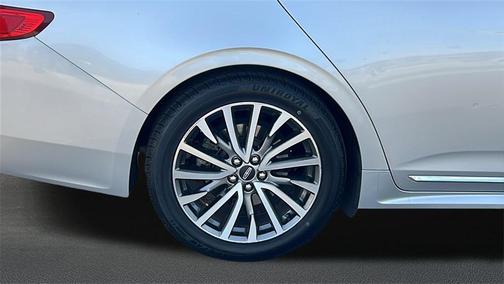 2017 Lincoln Continental Select