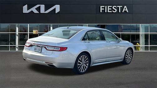 2017 Lincoln Continental Select
