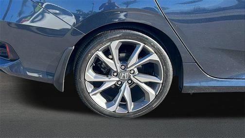 2019 Honda Civic Touring