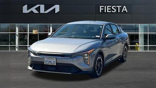 2025 Kia K4 EX